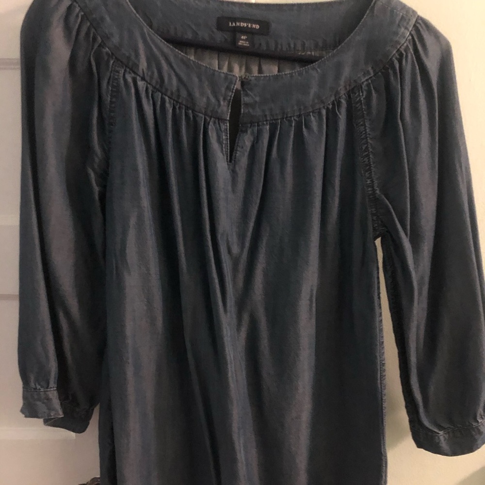 Women’s 4 petite 3/4 sleeve shirt